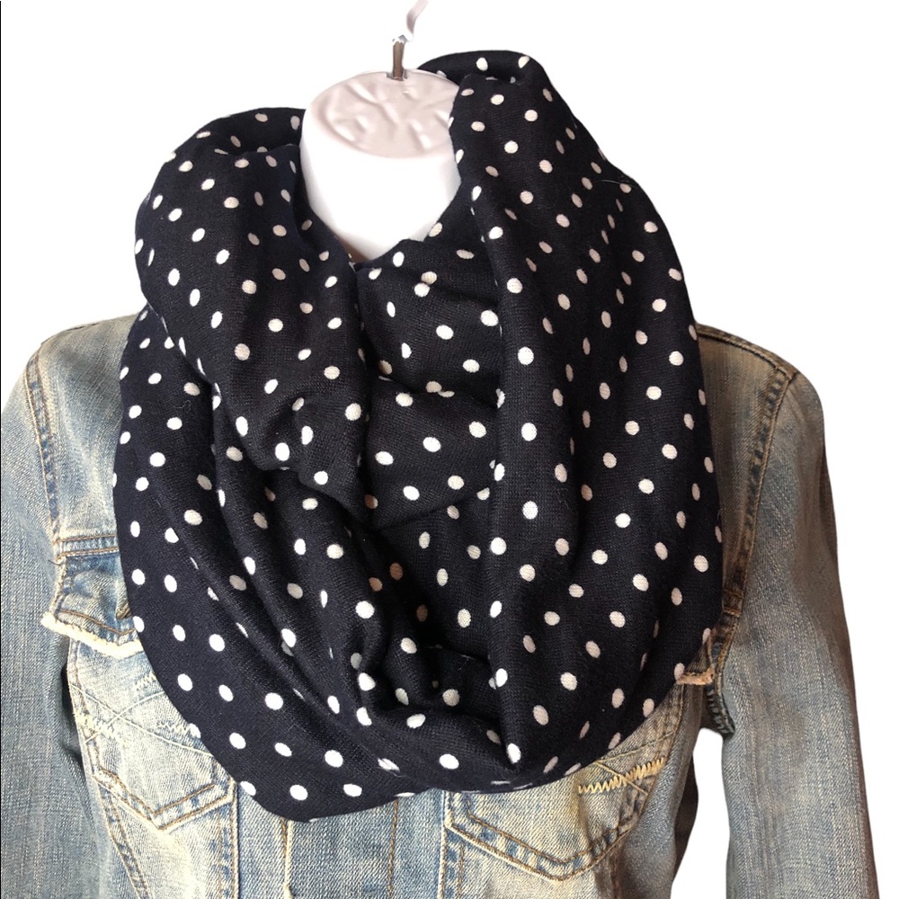 Charlotte Russ infinity scarf